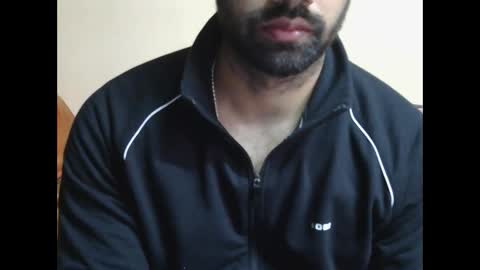 Vicky online show from 01-30-25, 04:27