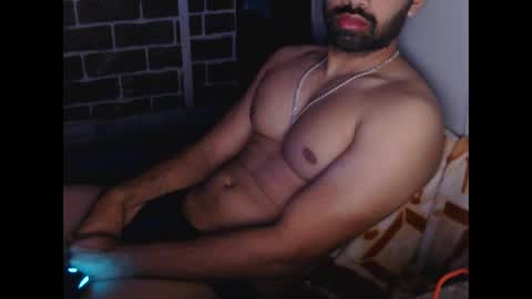 Vicky online show from 02-03-25, 05:14