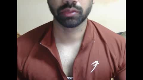 Vicky online show from 02-11-25, 05:16