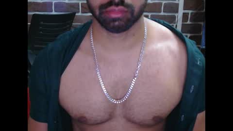 Vicky online show from 02-16-25, 05:59