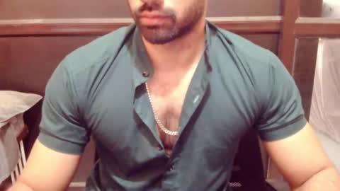 Vicky online show from 10-19-25, 07:20