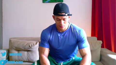 Snapshot of kale_tomson chatting on 06-04-26, 04:35 kale thomson online show from 06-04-26, 04:35