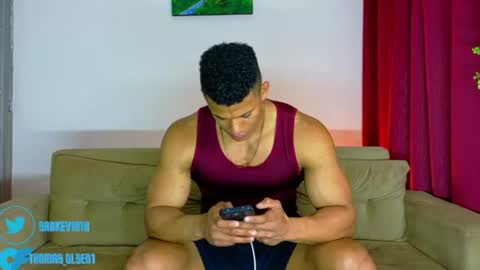 Snapshot of kale_tomson chatting on 06-10-26, 11:57 kale thomson online show from 06-10-26, 11:57