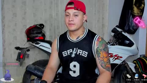 Kaledd musclees room Master online show from 12-28-24, 11:48