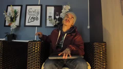 Kale online show from 11-05-25, 11:32