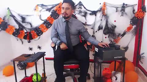 Kaleth online show from 10-27-25, 03:21