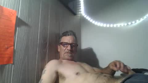 kalifornia91666 online show from 12-23-25, 04:10