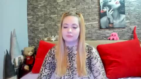 Snapshot of kalindahot chatting on 03-06-25, 01:16 kalindahot online show from 03-06-25, 01:16