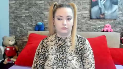 Snapshot of kalindahot chatting on 10-31-25, 07:04 kalindahot online show from 10-31-25, 07:04