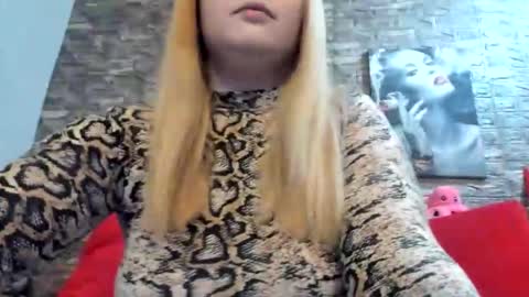 Snapshot of kalindahot chatting on 12-03-25, 07:01 kalindahot online show from 12-03-25, 07:01