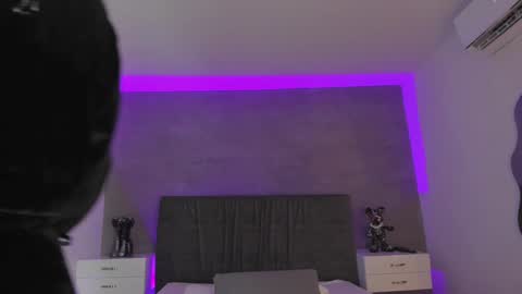 Snapshot of kaliopeh chatting on 12-20-24, 10:11 Carolina   online show from 12-20-24, 10:11