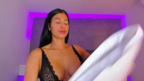 Snapshot of kaliopeh chatting on 02-10-25, 07:07 Carolina   online show from 02-10-25, 07:07