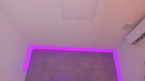 Snapshot of kaliopeh chatting on 02-11-25, 04:02 Carolina   online show from 02-11-25, 04:02