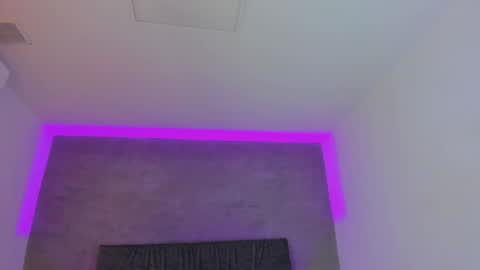 Snapshot of kaliopeh chatting on 02-25-25, 06:53 Carolina   online show from 02-25-25, 06:53