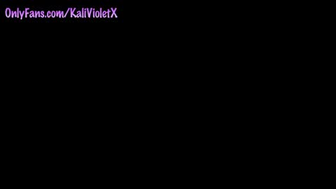 Snapshot of kalivioletx chatting on 12-17-24, 06:35 Kali Violet online show from 12-17-24, 06:35