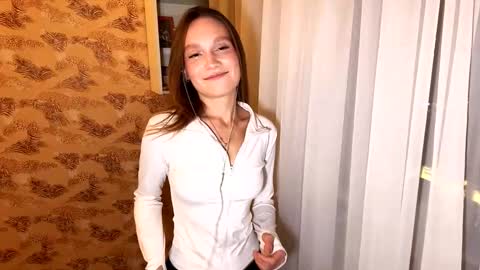 Kallie online show from 10-30-25, 03:57