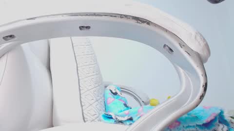 Hannah online show from 12-25-24, 04:22