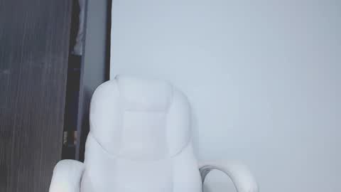 Hannah online show from 01-12-26, 01:00