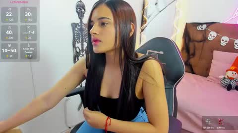 Snapshot of kameron_tay chatting on 10-15-25, 03:34 KAMERON online show from 10-15-25, 03:34