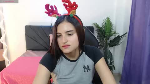 Snapshot of kameron_tay chatting on 12-04-25, 07:55 KAMERON online show from 12-04-25, 07:55