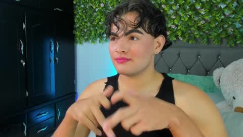 camilo  independent model online show from 02-18-25, 04:26