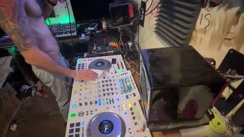 kamikazeozzy_juicylucee online show from 01-12-26, 05:45