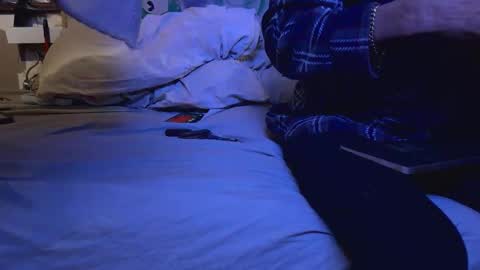 kamikazeozzy_juicylucee online show from 02-26-26, 08:35