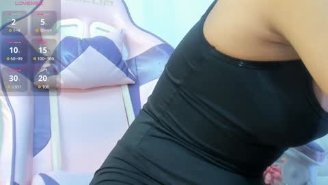 Snapshot of kamila_arias chatting on 01-24-25, 12:10 online show from 01-24-25, 12:10