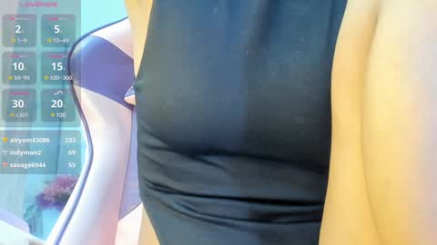 Snapshot of kamila_arias chatting on 01-31-25, 07:08 online show from 01-31-25, 07:08