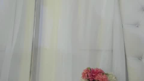 Snapshot of kamila_arias chatting on 03-07-25, 12:12 online show from 03-07-25, 12:12