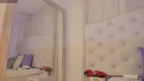 Snapshot of kamila_arias chatting on 09-23-25, 12:08 online show from 09-23-25, 12:08