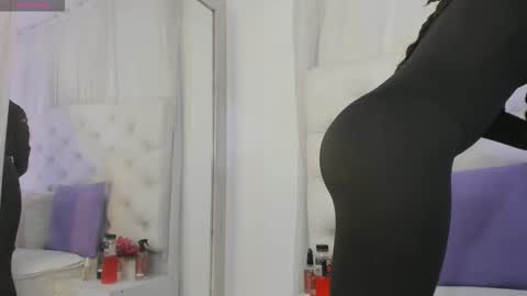 Snapshot of kamila_arias chatting on 11-03-25, 02:07 online show from 11-03-25, 02:07