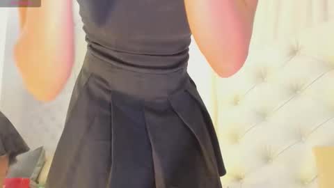 Snapshot of kamila_arias chatting on 11-29-25, 02:31 online show from 11-29-25, 02:31