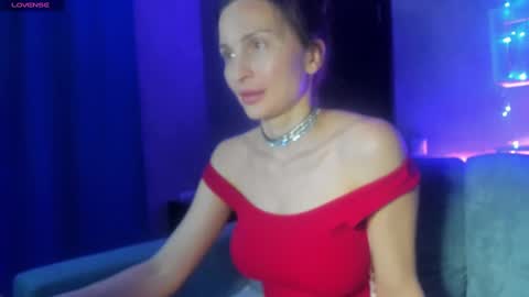 Snapshot of kamila_lee chatting on 02-06-25, 12:43 Kamila GMT2 Tue 10 AM - 4 PMWed 3-9 AM Thur 3-9 AM Fri 3-9 AM Sat 10 AM - 4 PM. online show from 02-06-25, 12:43