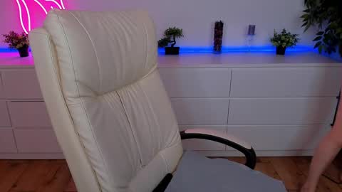 kamilahot25 online show from 01-30-25, 06:35