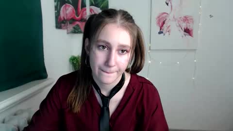 kamilla_love_ online show from 10-31-25, 02:18