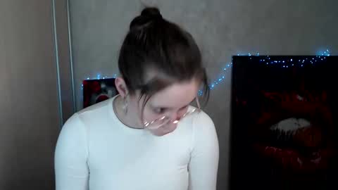 kamilla_love_ online show from 04-03-26, 01:09