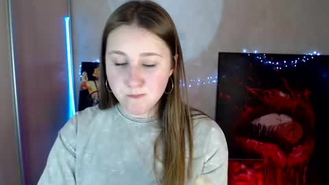 kamilla_love_ online show from 04-23-26, 12:40