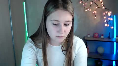 kamilla_love_ online show from 06-08-26, 11:54