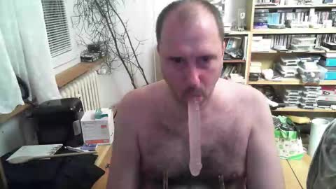 Kamil Lipovy online show from 10-07-25, 07:22