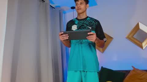 Kami online show from 02-02-26, 06:39