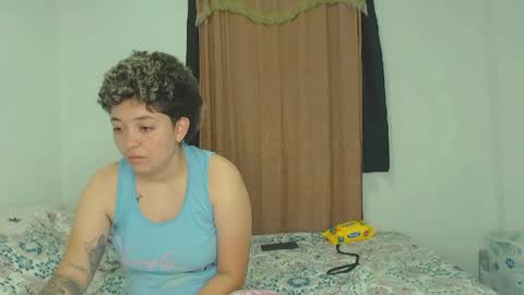 kammy   y   camila online show from 05-25-26, 09:26