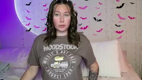 Snapshot of kamrynmarie69 chatting on 11-19-25, 02:11 kamrynmarie69 online show from 11-19-25, 02:11