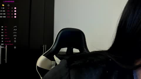 CAMILA   IG Camila2oficial online show from 12-17-25, 10:38