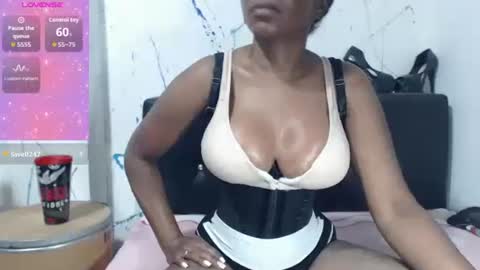 Paola online show from 04-15-26, 09:15