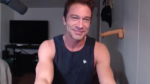 Snapshot of kanedrexler chatting on 12-17-25, 03:45 Kane online show from 12-17-25, 03:45