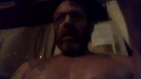 Snapshot of kaneisyours2420 chatting on 10-04-25, 08:45 Tucker online show from 10-04-25, 08:45