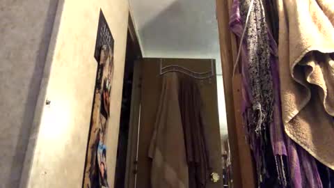 Snapshot of kaneisyours2420 chatting on 10-29-25, 02:03 Tucker online show from 10-29-25, 02:03