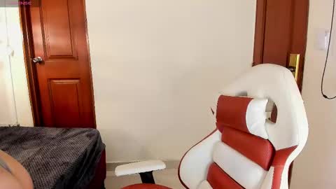 Cami online show from 02-15-25, 12:22