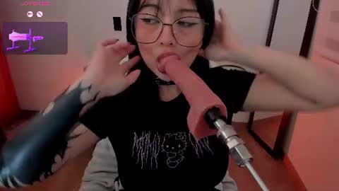 Snapshot of kaori_moon_ chatting on 06-10-26, 05:56 Hanny online show from 06-10-26, 05:56